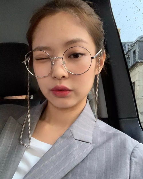 戴眼鏡 vs 不戴眼鏡,區別原來這么大